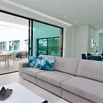 Waterfall - Clever Details, Luxury, 5min Walking From The Center Βιλαμούρα