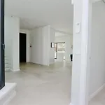Waterfall - Clever Details, Luxury, 5min Walking From The Center Βιλαμούρα