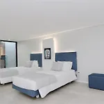 Βίλα Waterfall - Clever Details, Luxury, 5min Walking From The Center *