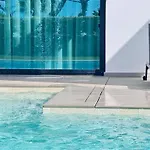 Βίλα Waterfall - Clever Details, Luxury, 5min Walking From The Center *