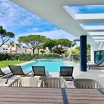Waterfall - Clever Details, Luxury, 5min Walking From The Center *
