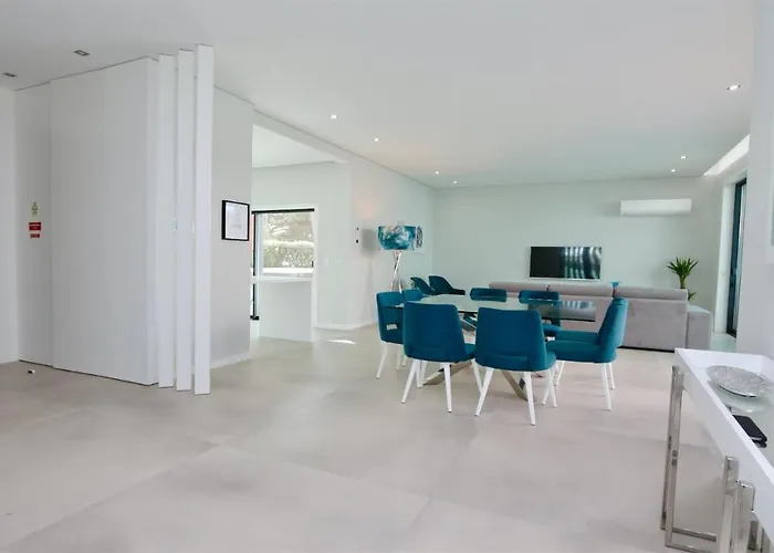 Waterfall - Clever Details, Luxury, 5min Walking From The Center