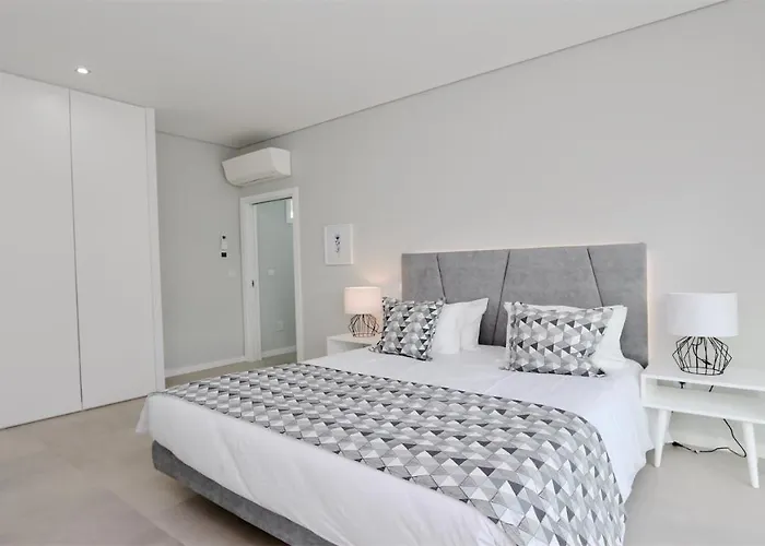 Waterfall - Clever Details, Luxury, 5min Walking From The Center Vilamoura