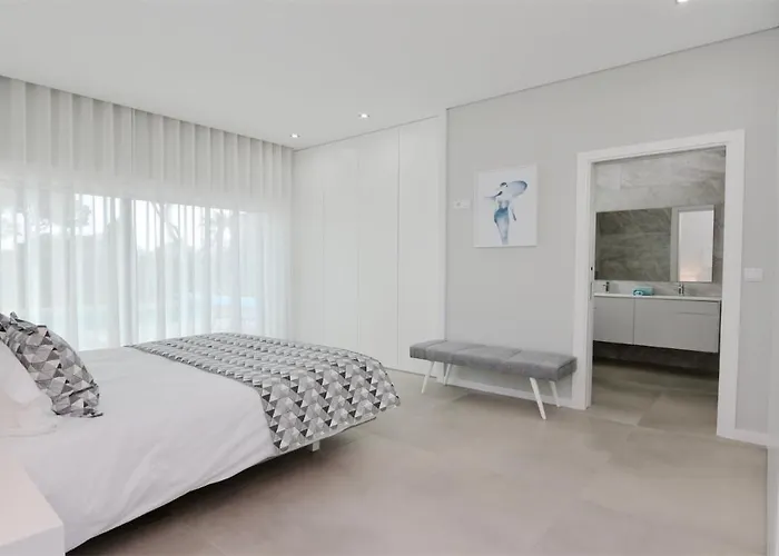 Vila Waterfall - Clever Details, Luxury, 5min Walking From The Center