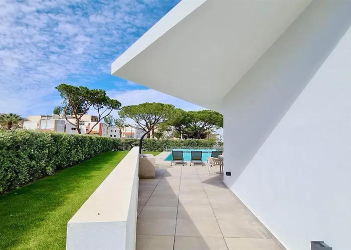 Vila Waterfall - Clever Details, Luxury, 5min Walking From The Center Vilamoura