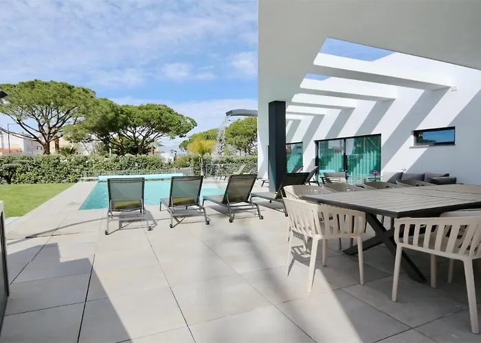 Waterfall - Clever Details, Luxury, 5min Walking From The Center *