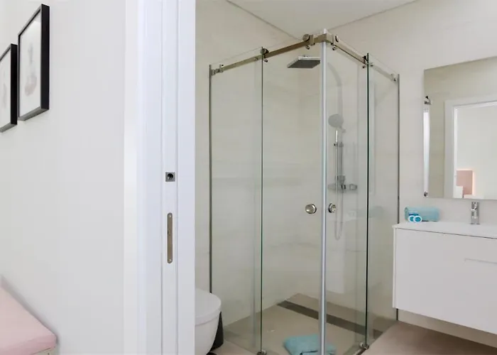 Vila Waterfall - Clever Details, Luxury, 5min Walking From The Center Vilamoura