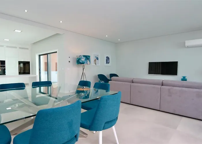 Vila Waterfall - Clever Details, Luxury, 5min Walking From The Center Vilamoura