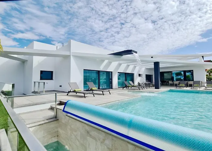 Waterfall - Clever Details, Luxury, 5min Walking From The Center Vila