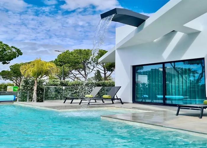 Waterfall - Clever Details, Luxury, 5min Walking From The Center *