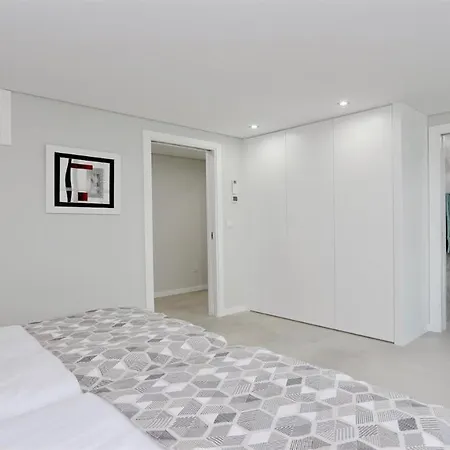 Villa Waterfall - Clever Details, Luxury, 5min Walking From The Center Vilamoura