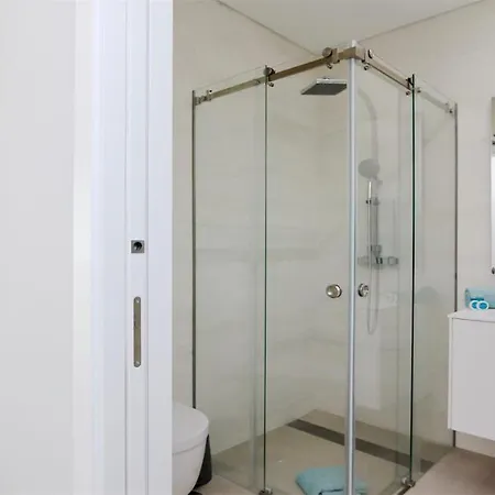 Villa Waterfall - Clever Details, Luxury, 5min Walking From The Center Vilamoura