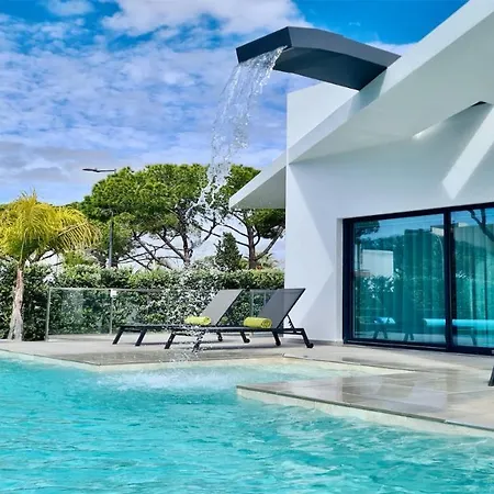 Waterfall - Clever Details, Luxury, 5min Walking From The Center *