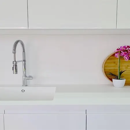 Waterfall - Clever Details, Luxury, 5min Walking From The Center