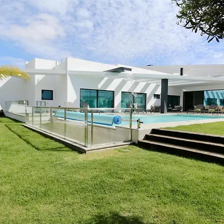 Villa Waterfall - Clever Details, Luxury, 5min Walking From The Center Vilamoura